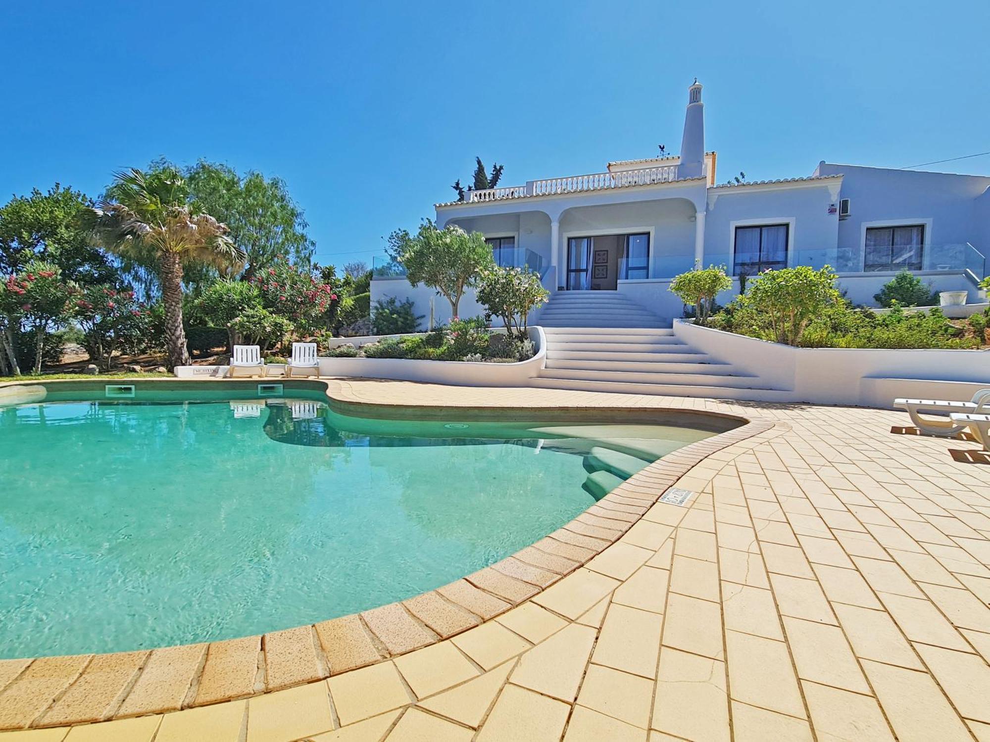 Willa Casa Vitoria - With Private Pool Pêra Zewnętrze zdjęcie